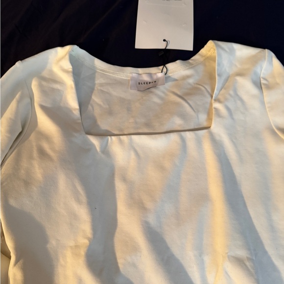 Sleeper Feather-Trim Pajama Set – White (NWT, Never Worn!) – Size XL - Picture 8 of 12